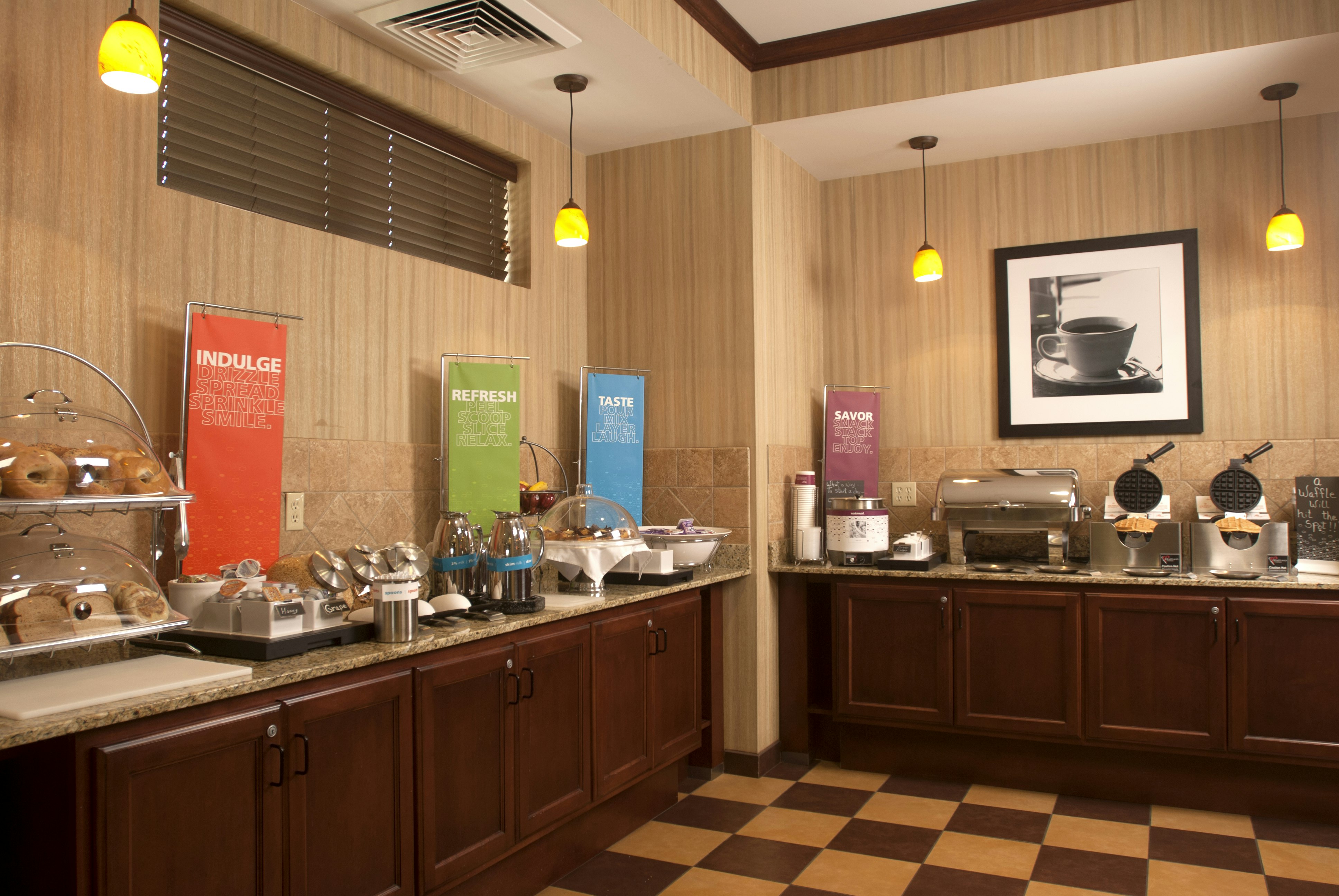 Hampton Inn Tomah 16/33