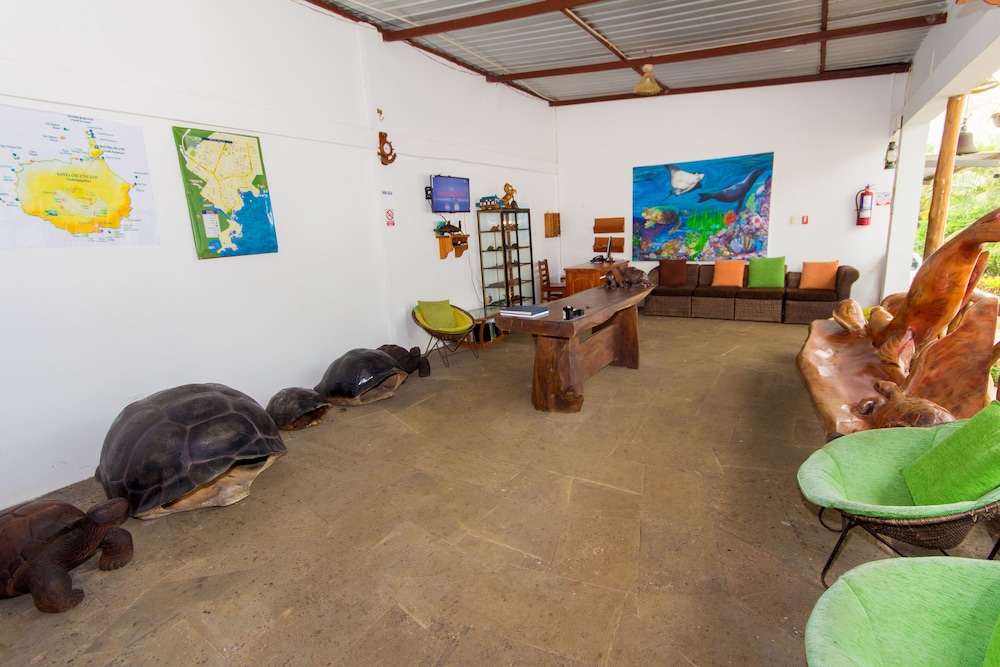 Twin Lodge Galapagos Hotel 6/68