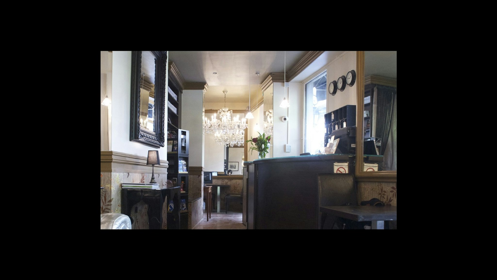 Hotel Petit Saint Honore 2/28
