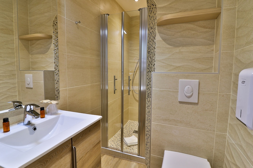 Hotel Provencal 40/50