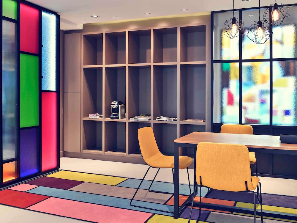Mercure Boulevard Magenta 44/59