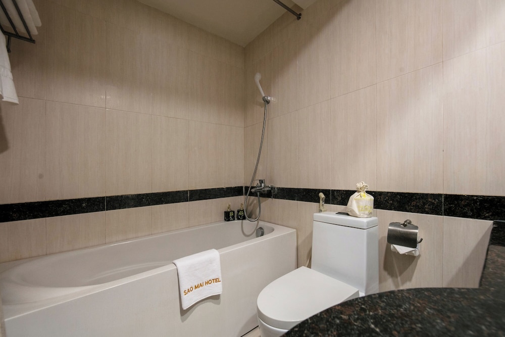 SAO MAI HOTEL 50/50