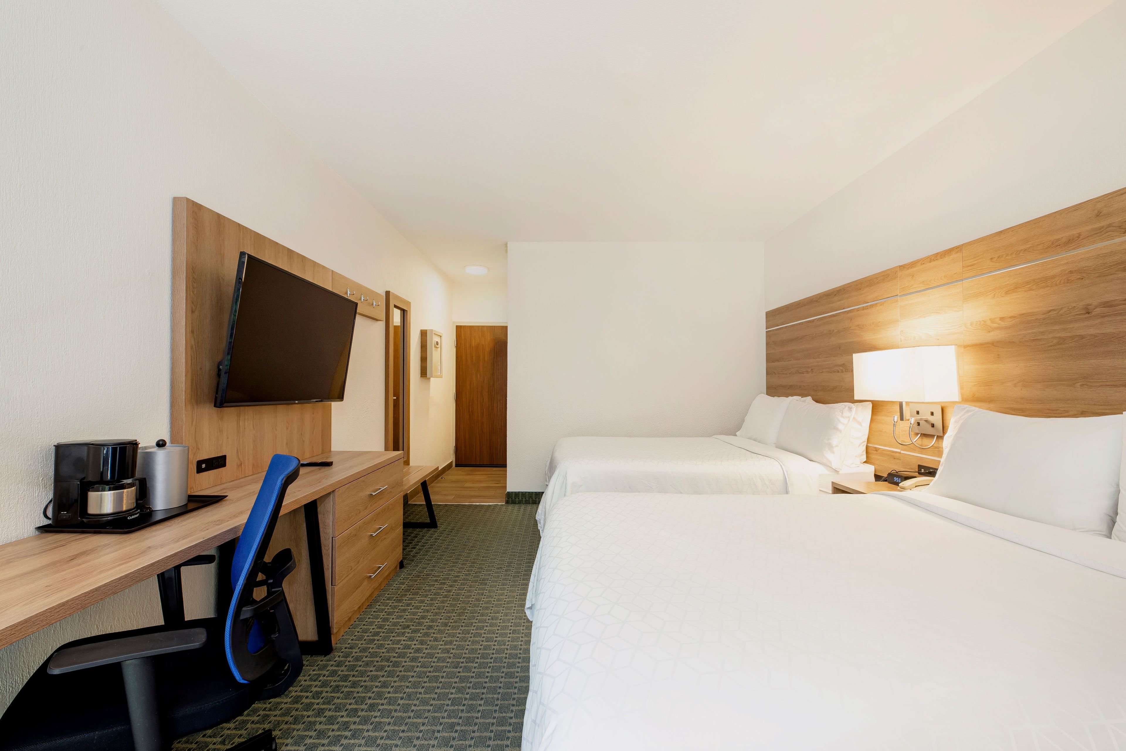 Holiday Inn Express San Jose Costa Rica Airport 12/50