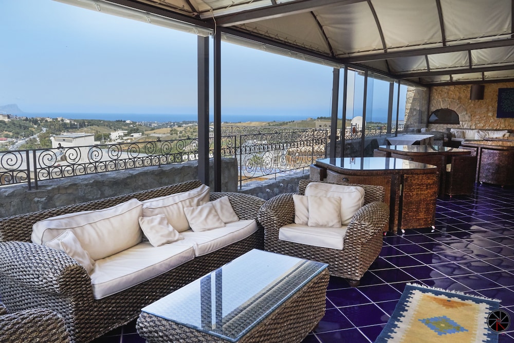 GRAND HOTEL LA BATIA 50/60