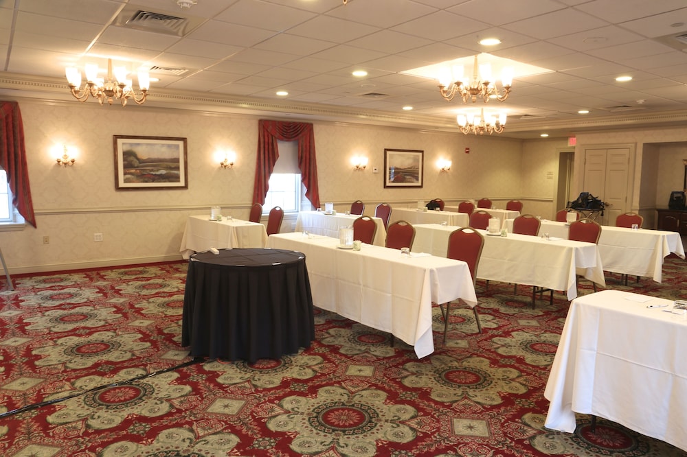 Inn at Middletown 59/63
