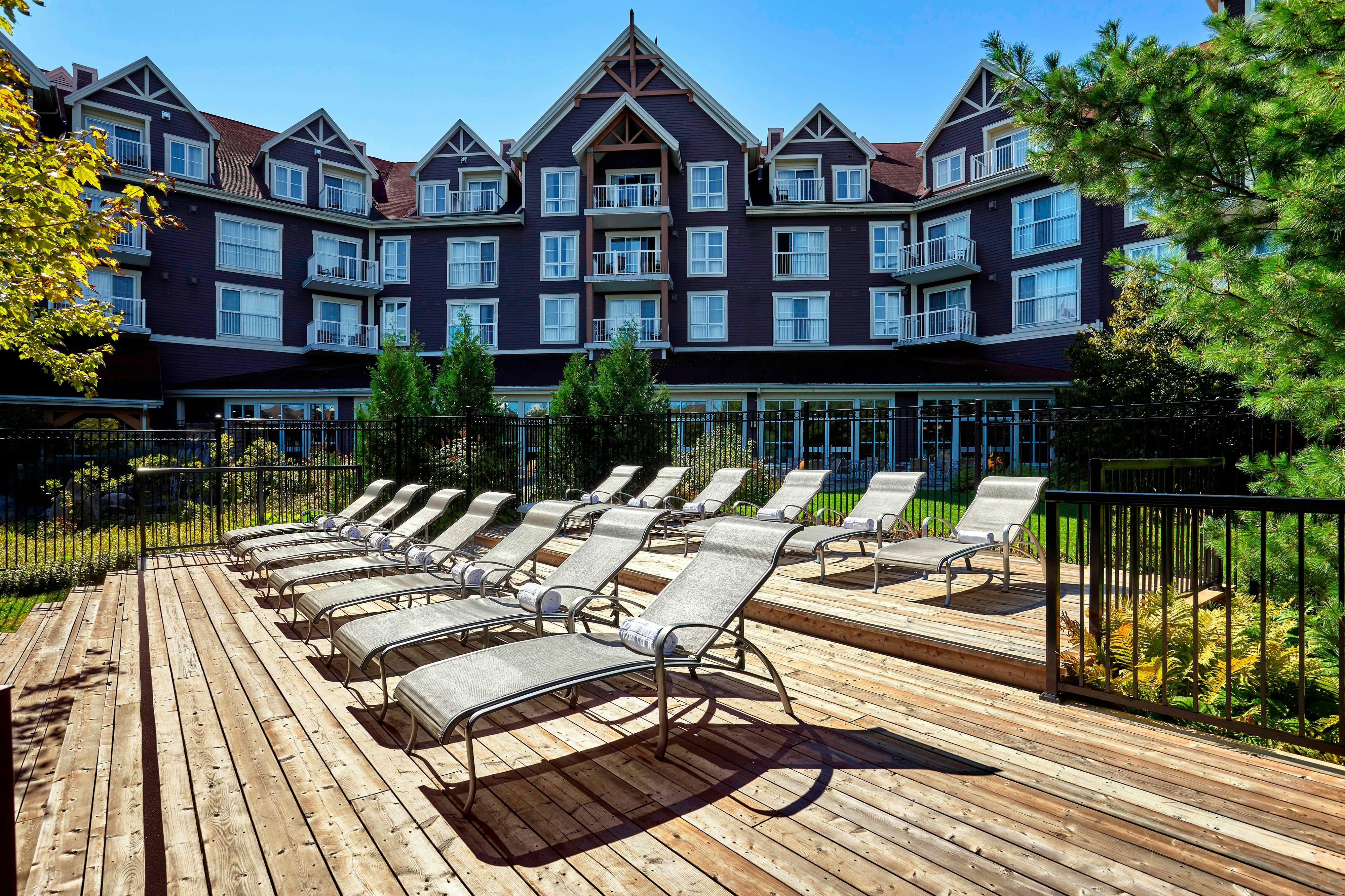 Westin Trillium House Blue Mountain 49/51