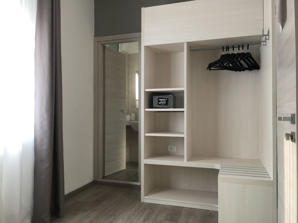 Hotel Casa Serena 34/53