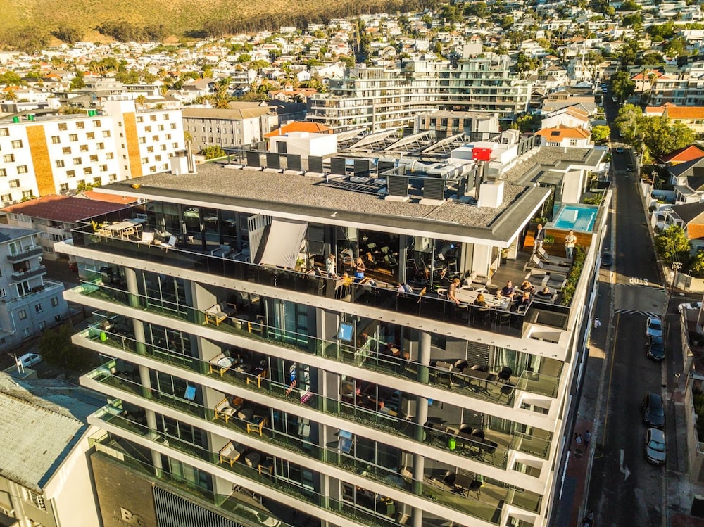 Latitude Aparthotel By Totalstay 2/56