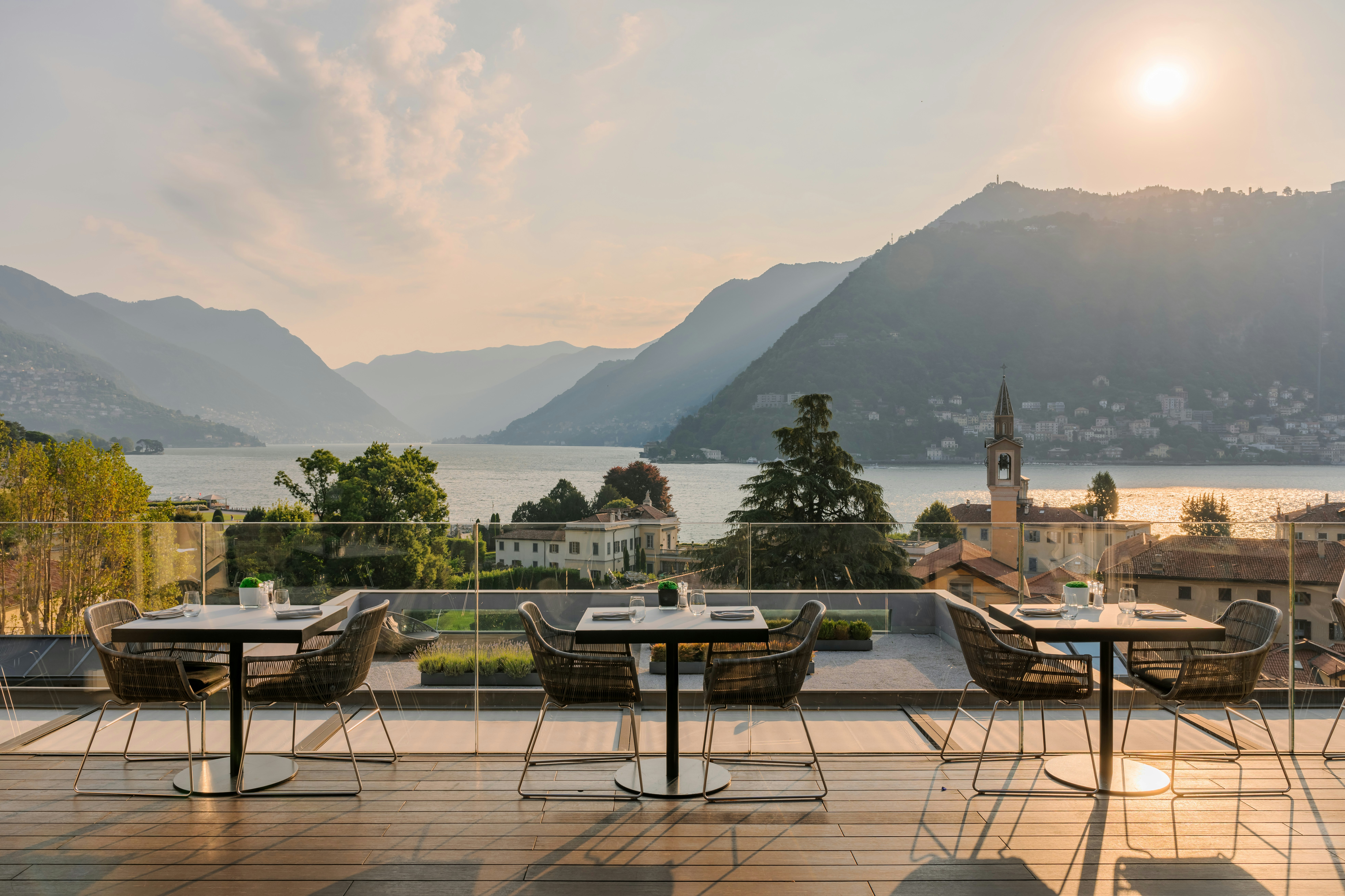 Hilton Lake Como 86/91