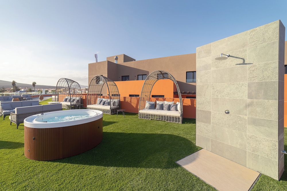 Arena Castillo Hotel 45/48