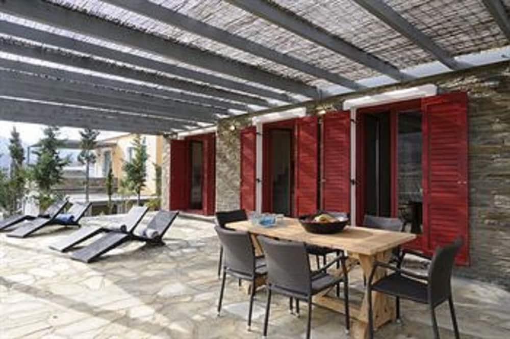 AEGEA BLUE CYCLADITIC RESORT(FOMERLY AEGEA BLUE VILLAS AND SUITES) 5/72