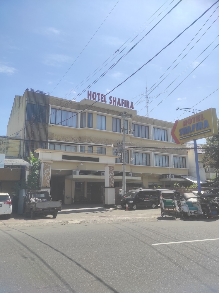 Shafira Hotel Malioboro 2/46