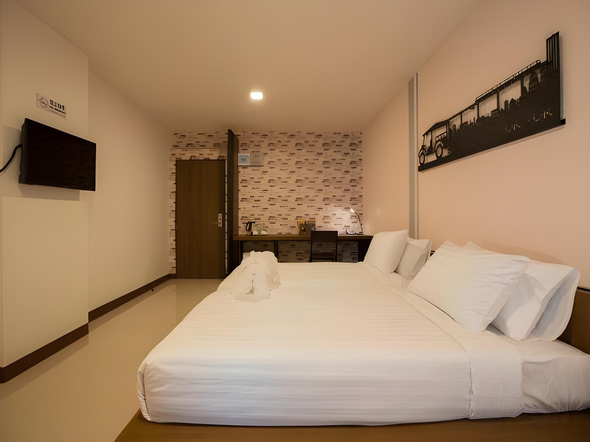 STANDARD, TWIN BEDS