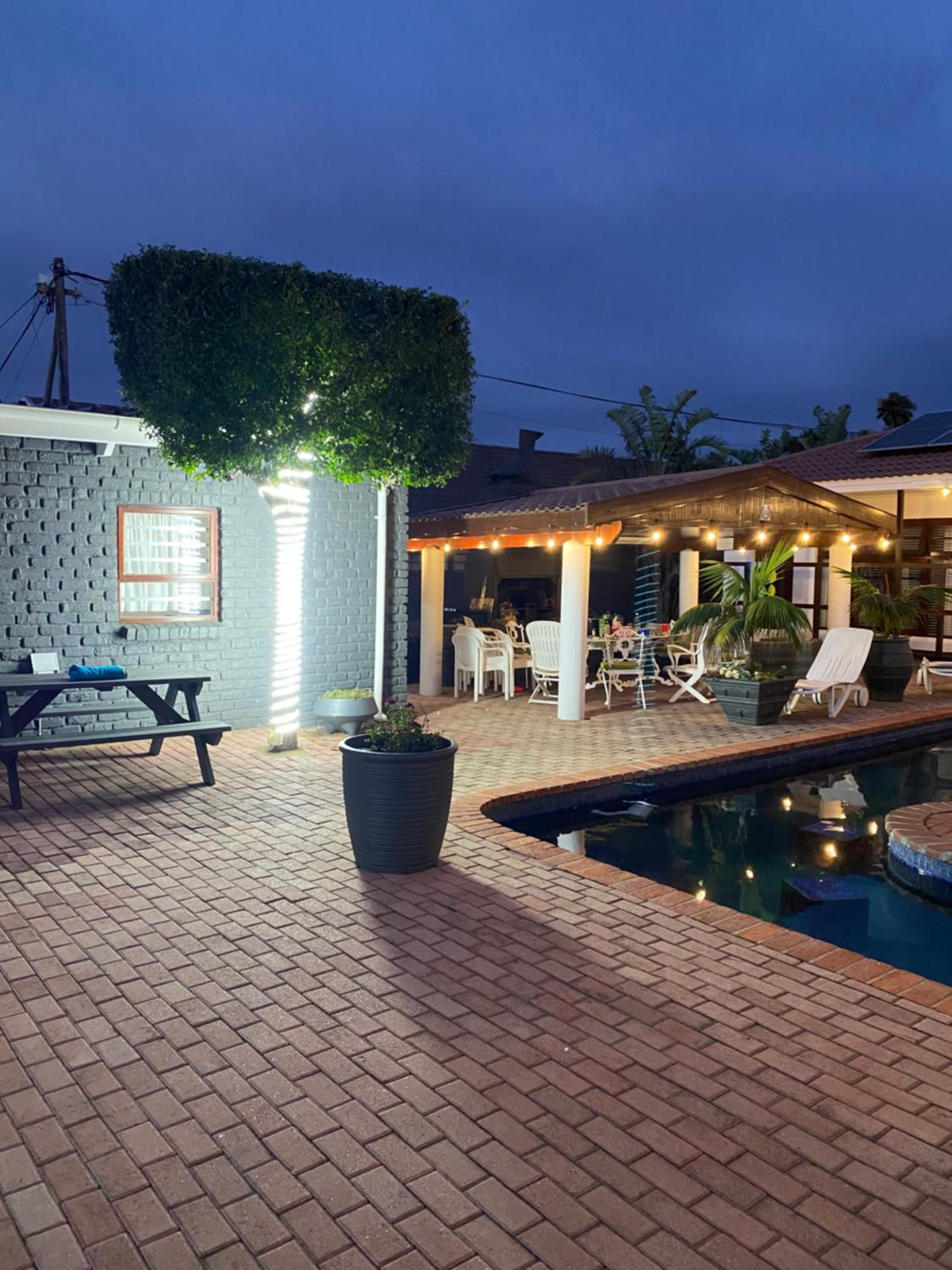 5 Third Avenue Guest House 24/28