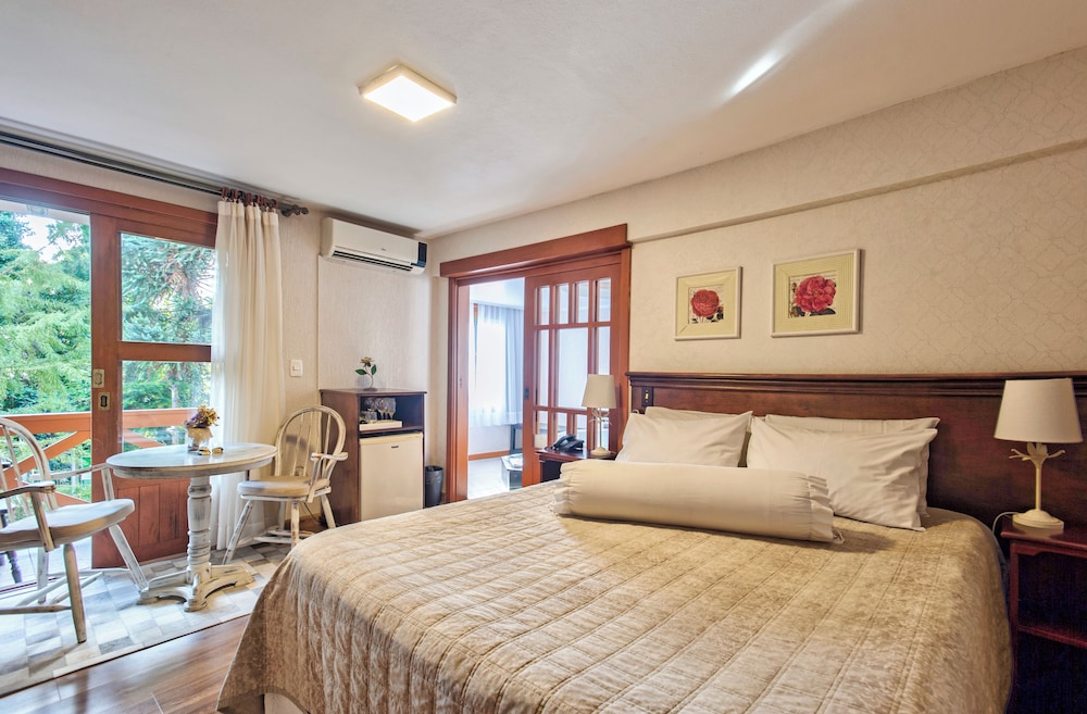 Hotel Canto Verde 25/77