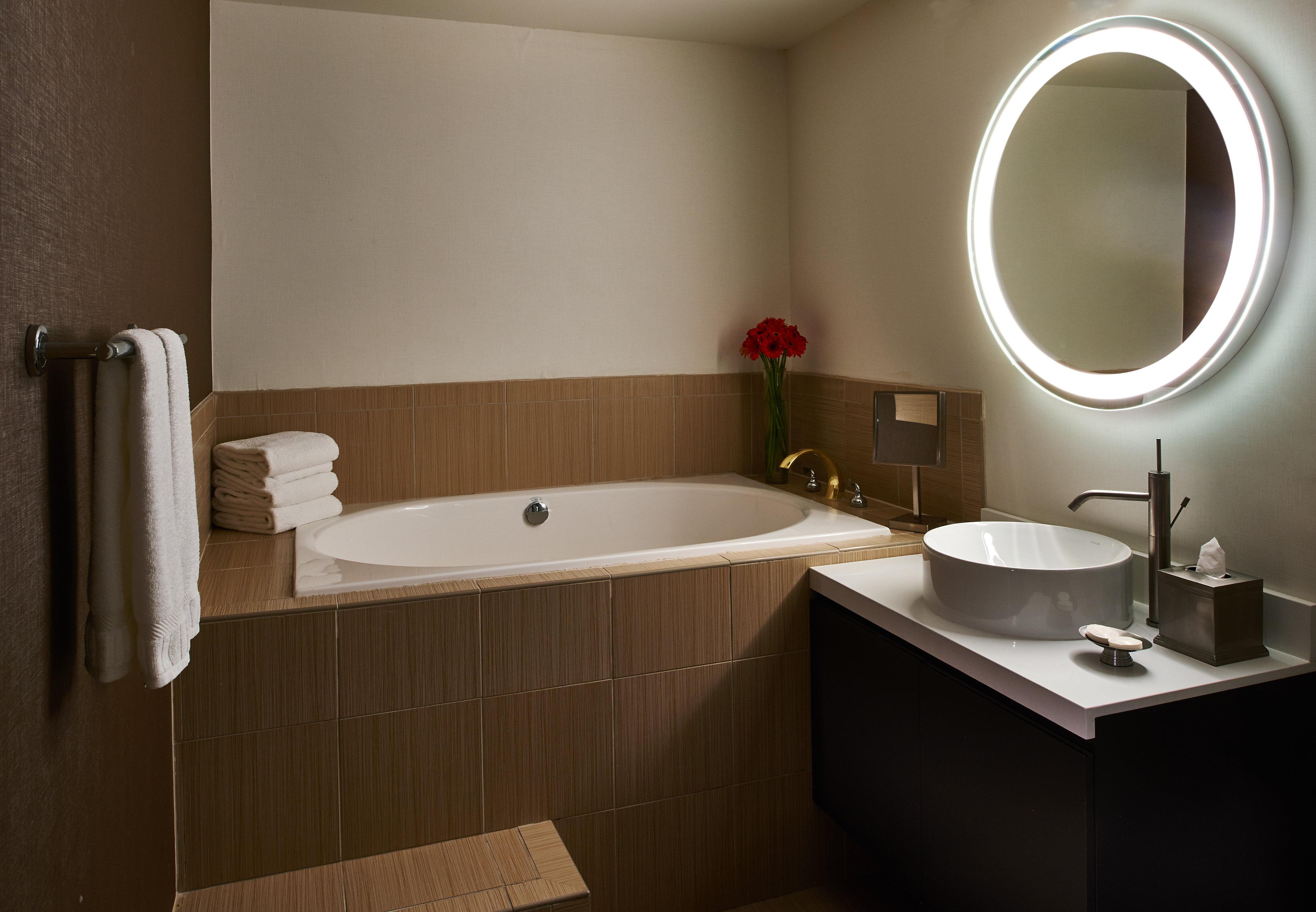 Reserve, Spa, Suite