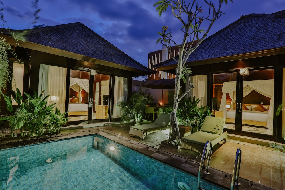 d'Nusa Beach Club and Resort 44/50