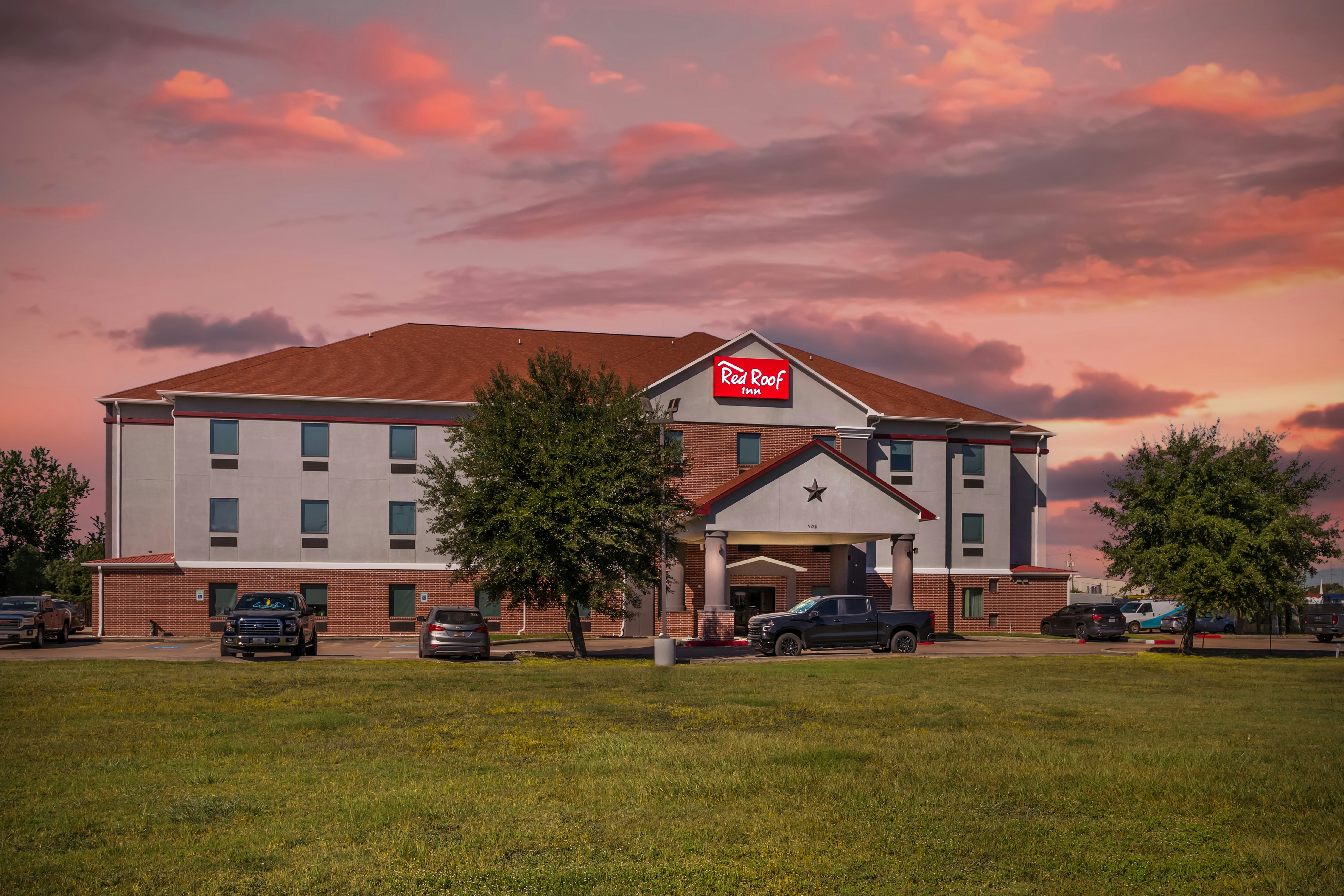 Red Roof Inn La Porte 25/28