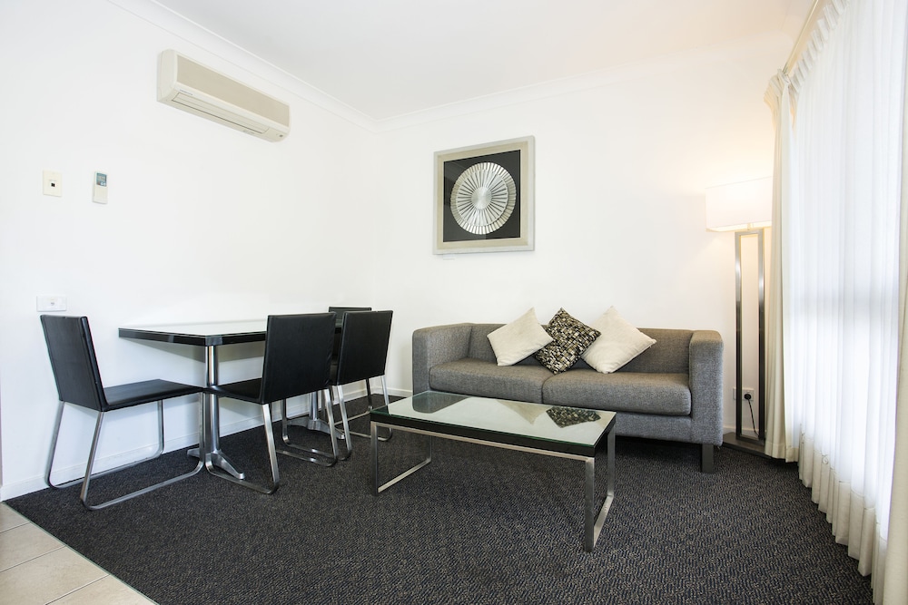 Coral Cay Resort Mackay 45/63