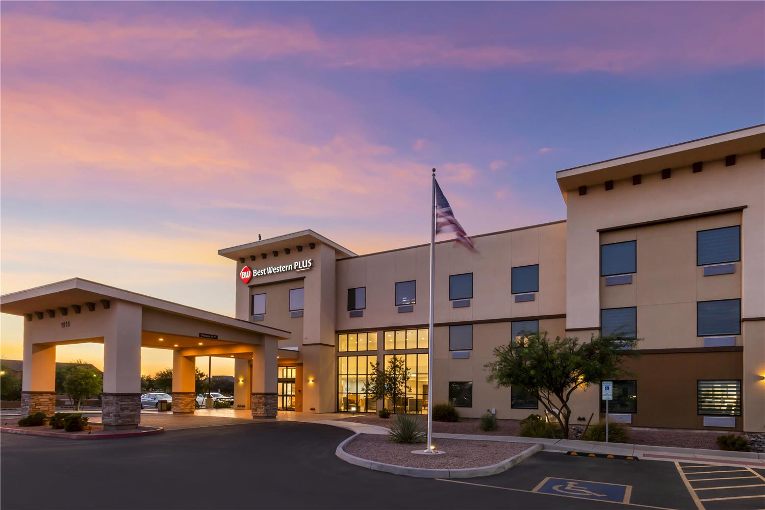 Best Western Plus Casa Grande Inn & Suites 2/18