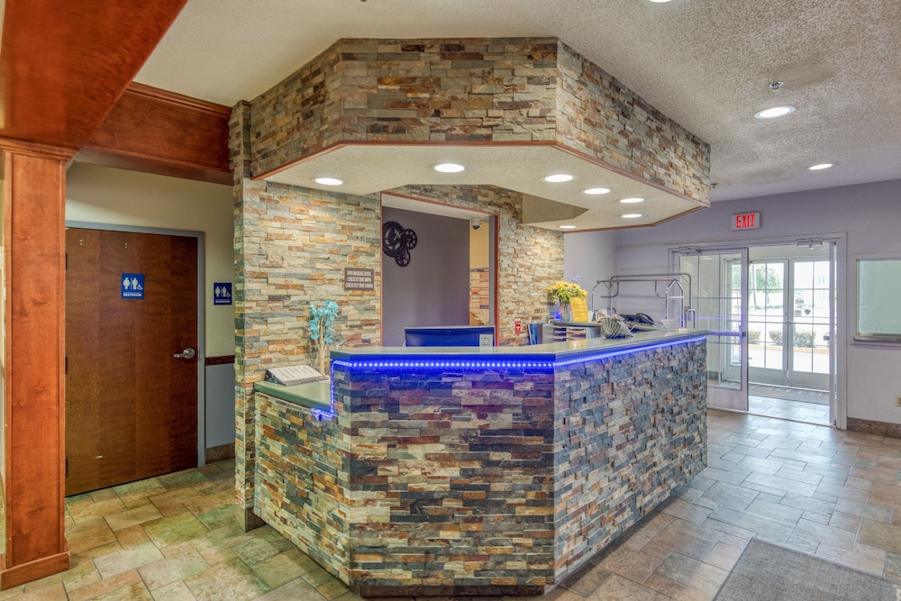 Trident Inn And Suites 6/60