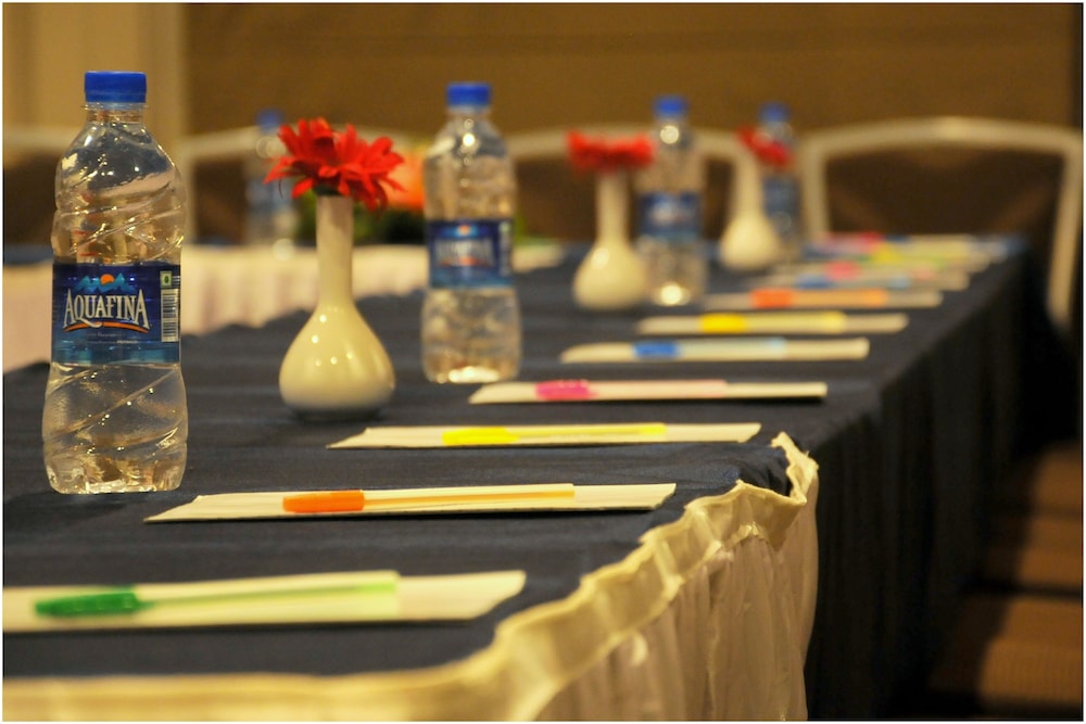 HOTEL MADHAV 23/34