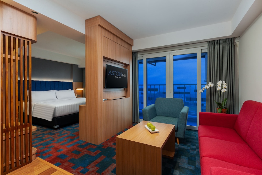 Aston Inn Cilacap 38/49