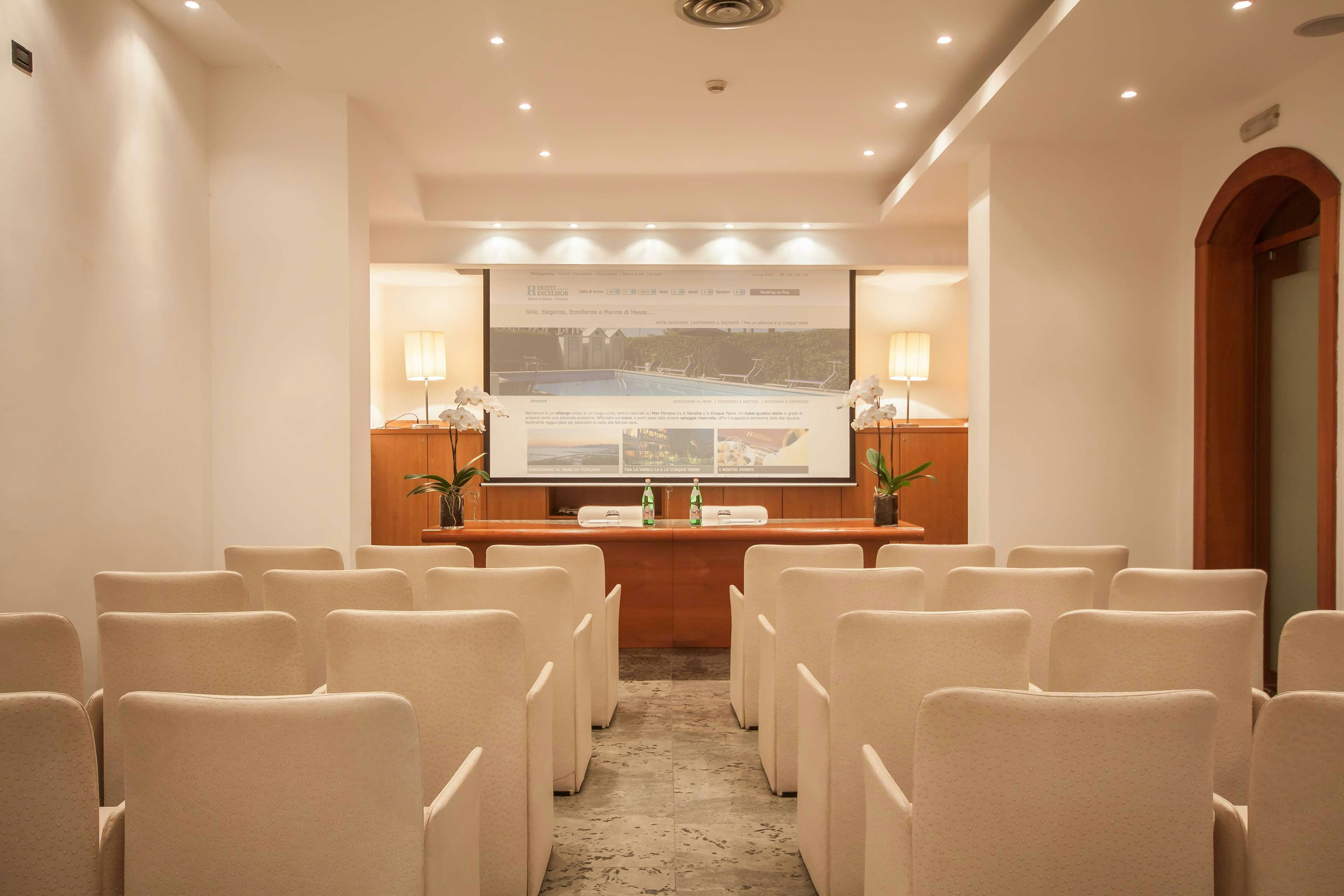 Hotel Excelsior 19/22