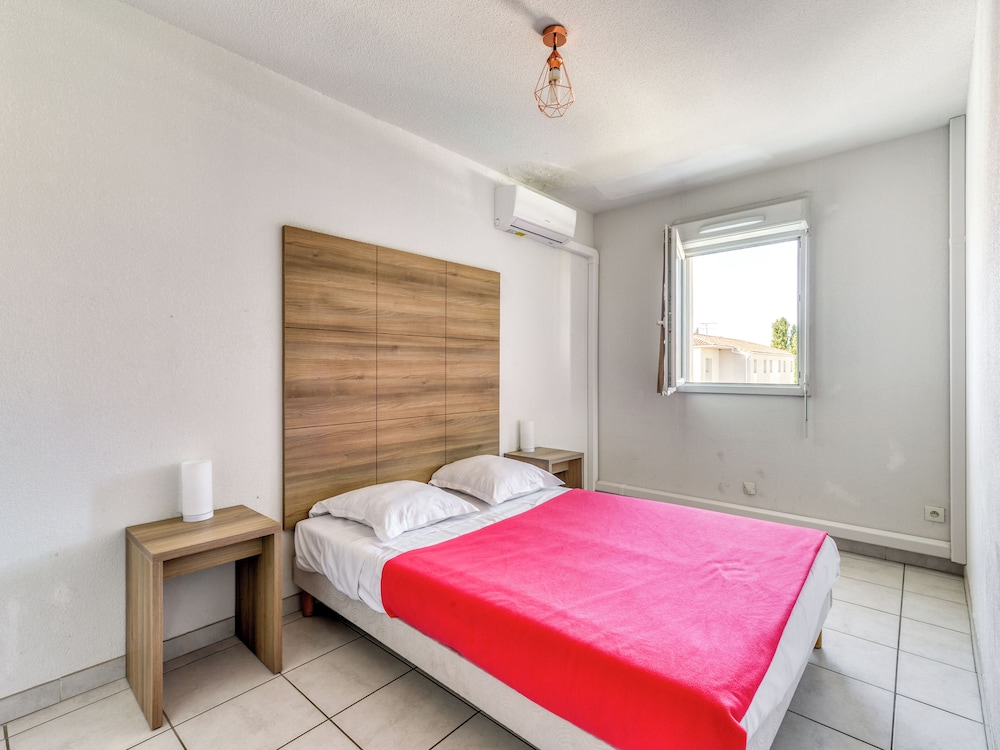 2 Rooms, Apartment, Twin Beds, Pool View, Sofa, Coral View