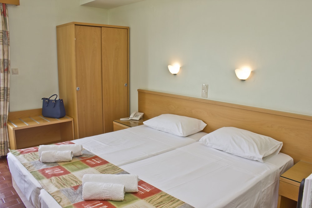 Nafsika Hotel 15/39