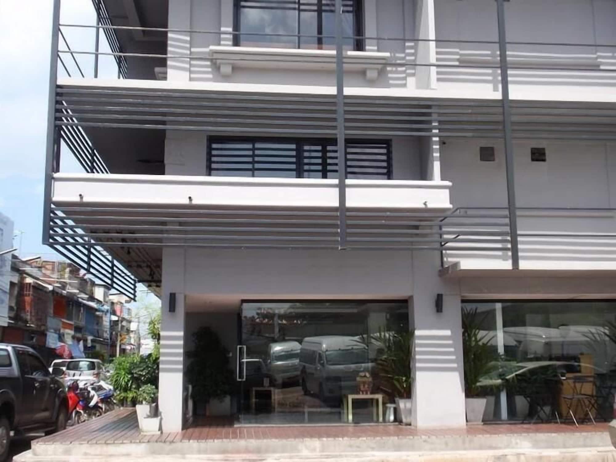 I Room Hotel 2/20