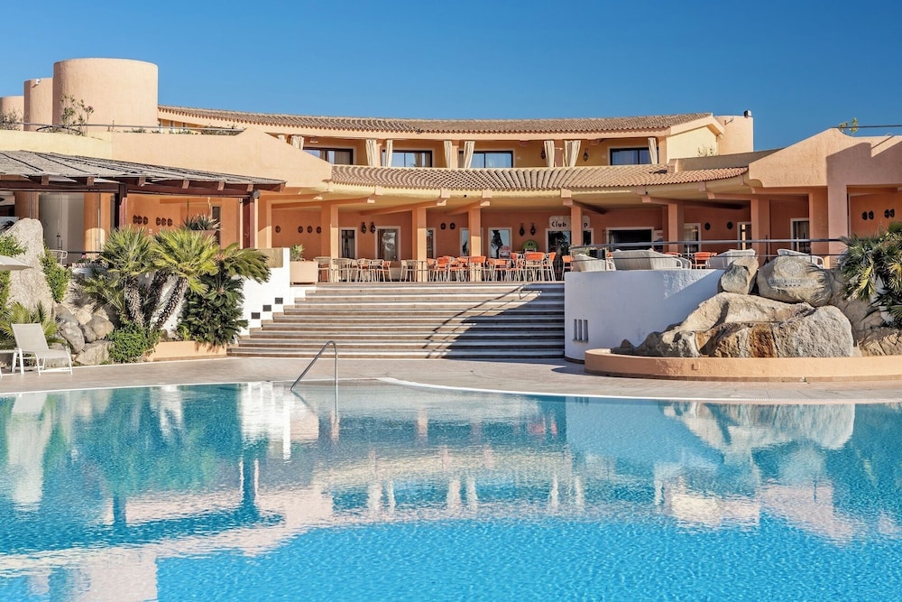 Sant'elmo Beach Hotel in Sant'Elmo