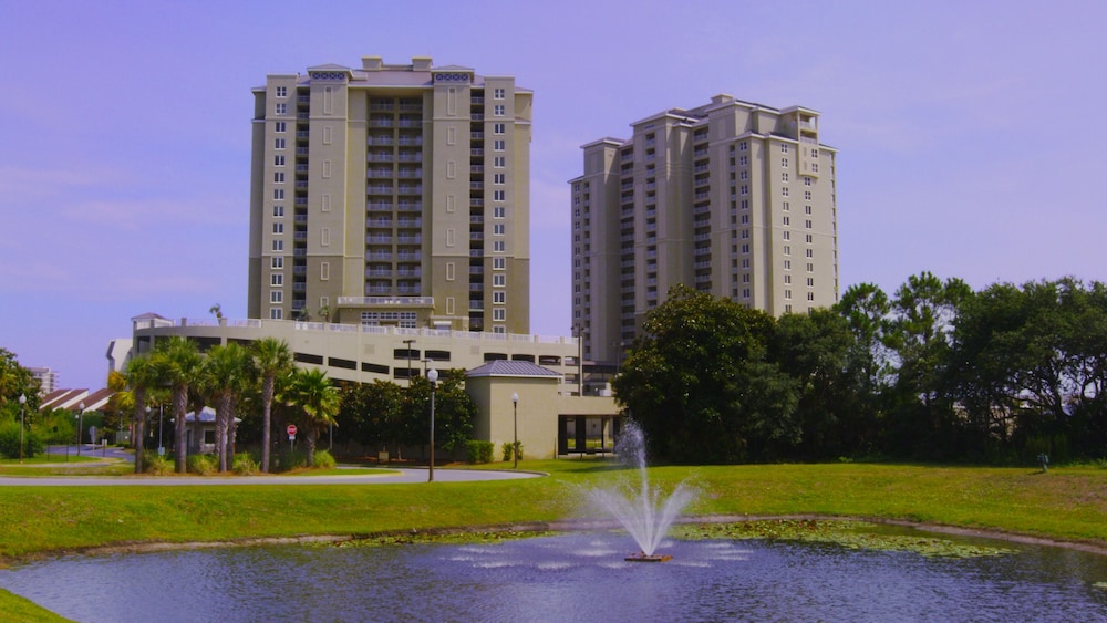 Grand Panama Beach Resort by Emerald View Resorts 14/77