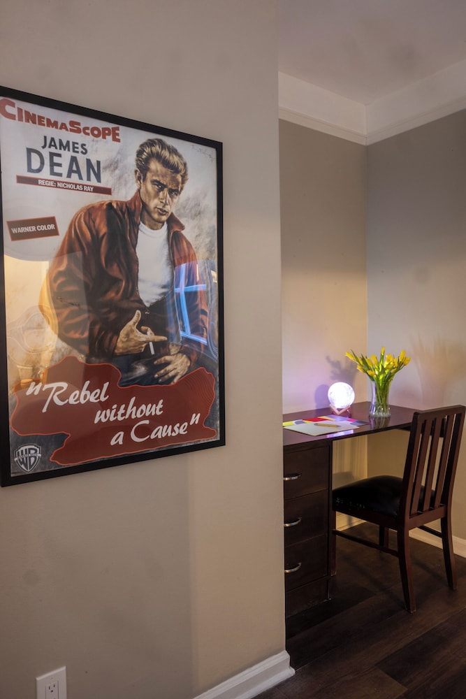 The Hotel Hollywood - Westsiderentals 11/75