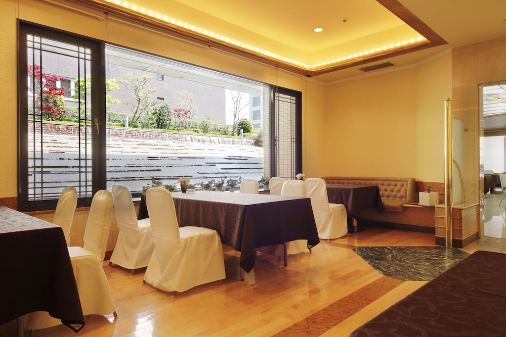 Hiroshima Garden Palace 32/41