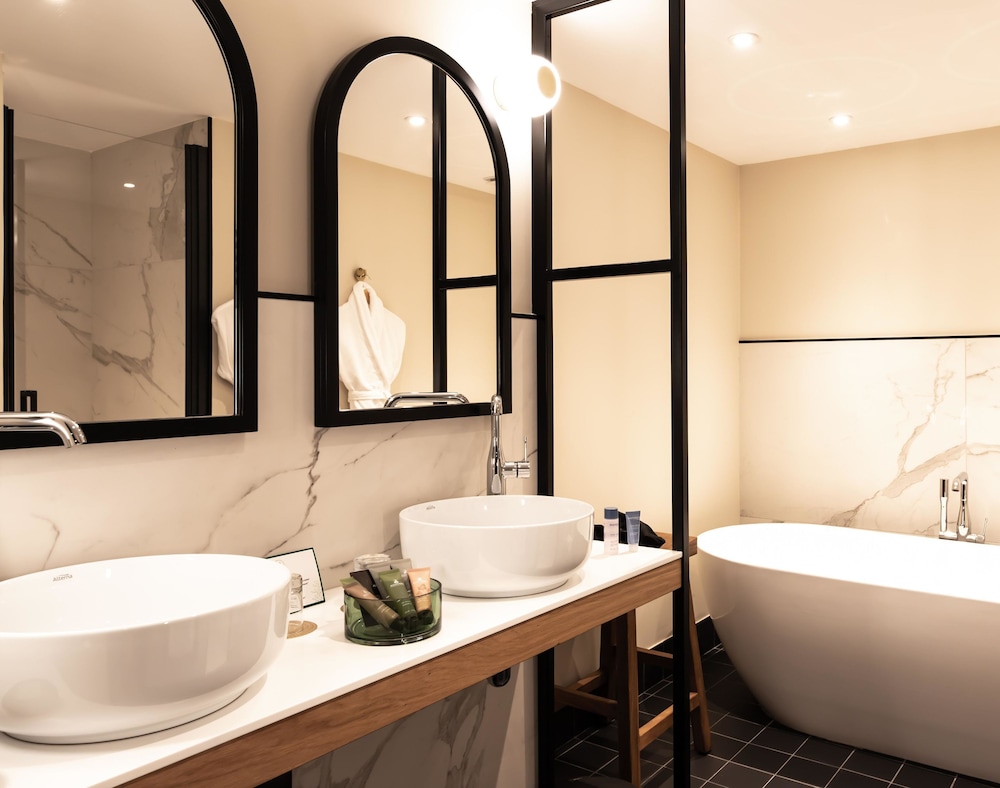 Le Celtique & Spa 47/49