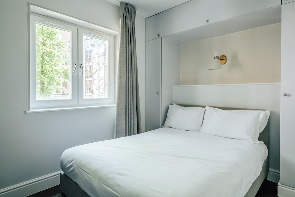 The Knaresborough by Aura Collection 18/50