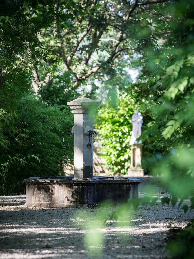 Domaine Du Colombier 51/60