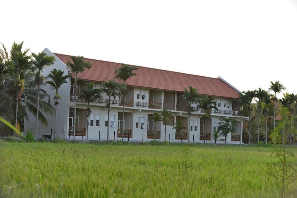 Lavendish Wild Hotel Wilpattuwa 42/46