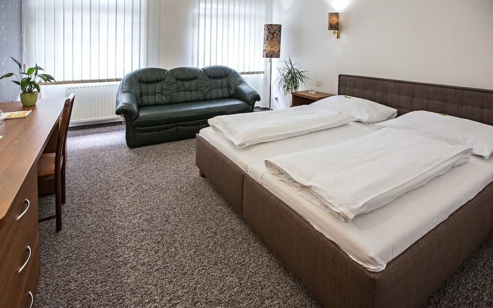 Hotel Radnice 12/50