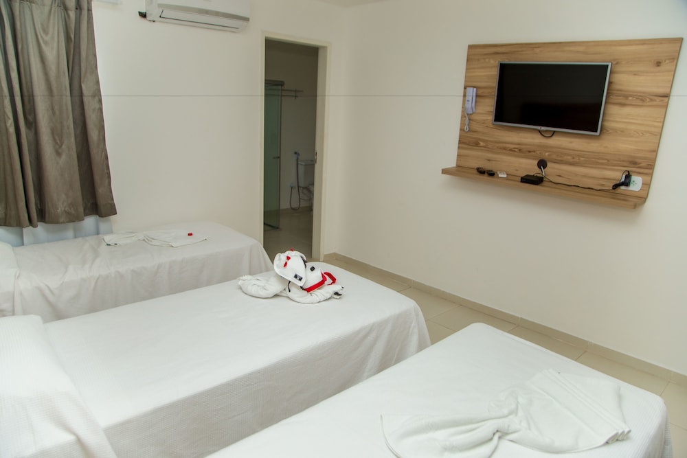 Refugio Hotel 27/63