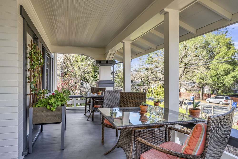 Craftsman Inn 49/70