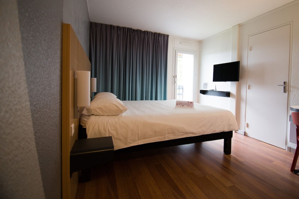 Ibis Rennes Beaulieu 17/68