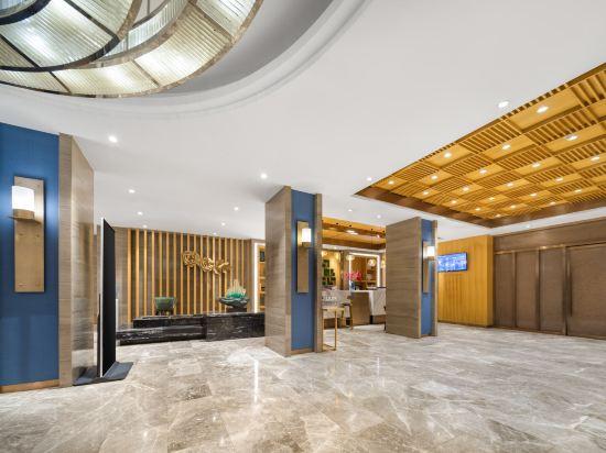 Lanmei Boutique Hotel (Dong Fang Hong Square) 4/17
