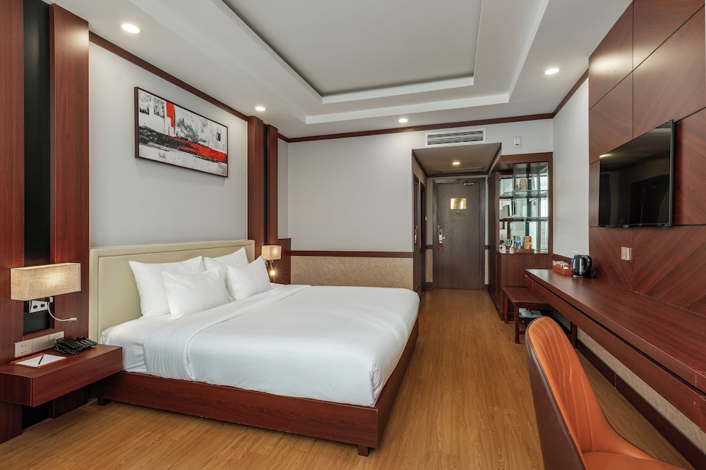 Van Phat Riverside Hotel 22/78