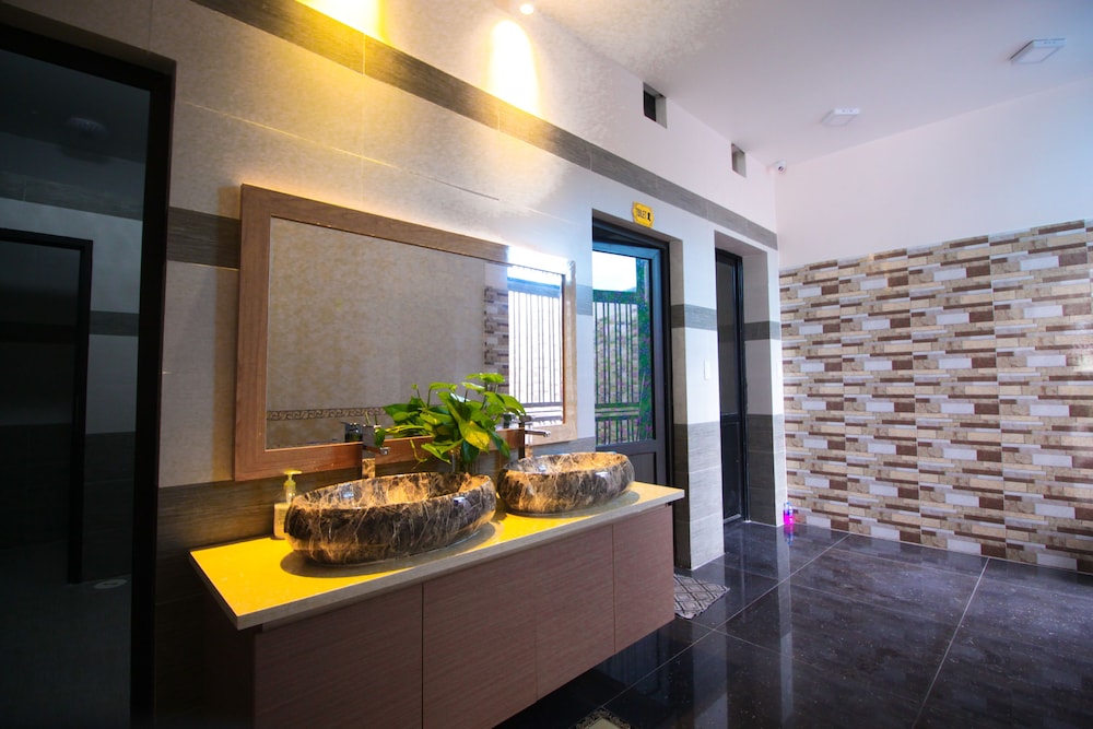 Dai Thanh Phuc Hotel 12/49
