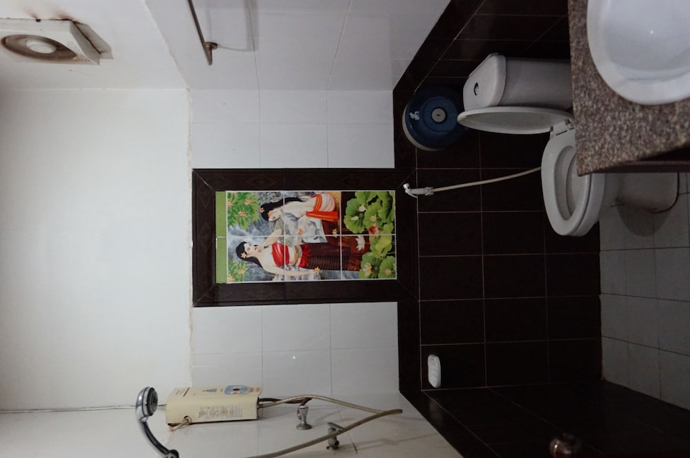 Khamsaner Hotel 21/30