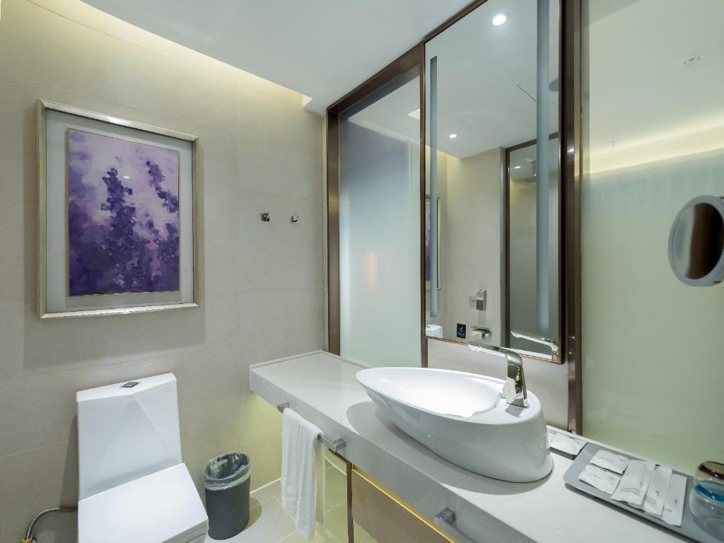 Lavande Hotel (Xiamen Zhongshan Road Pedestrian Street, Zhenhai Road Metro Station) 59/61