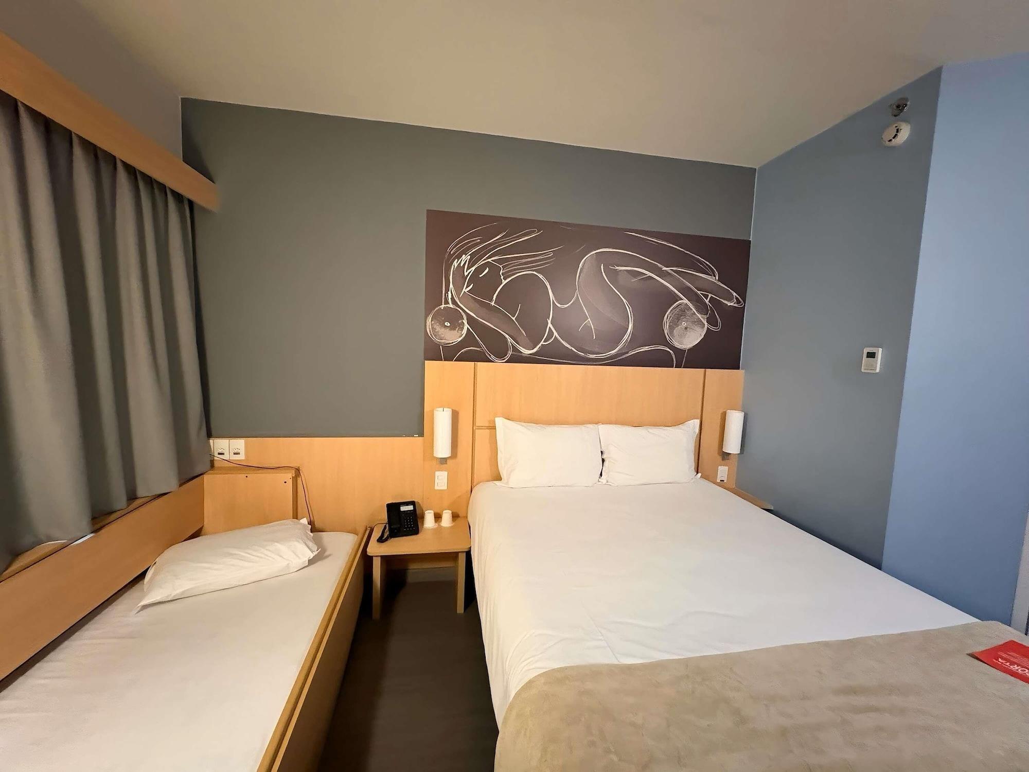 Apartment, Multiple Beds
