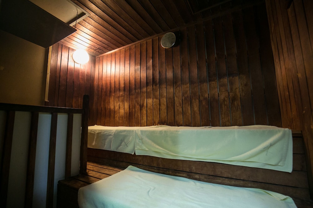 Hotel Mikado 41/67